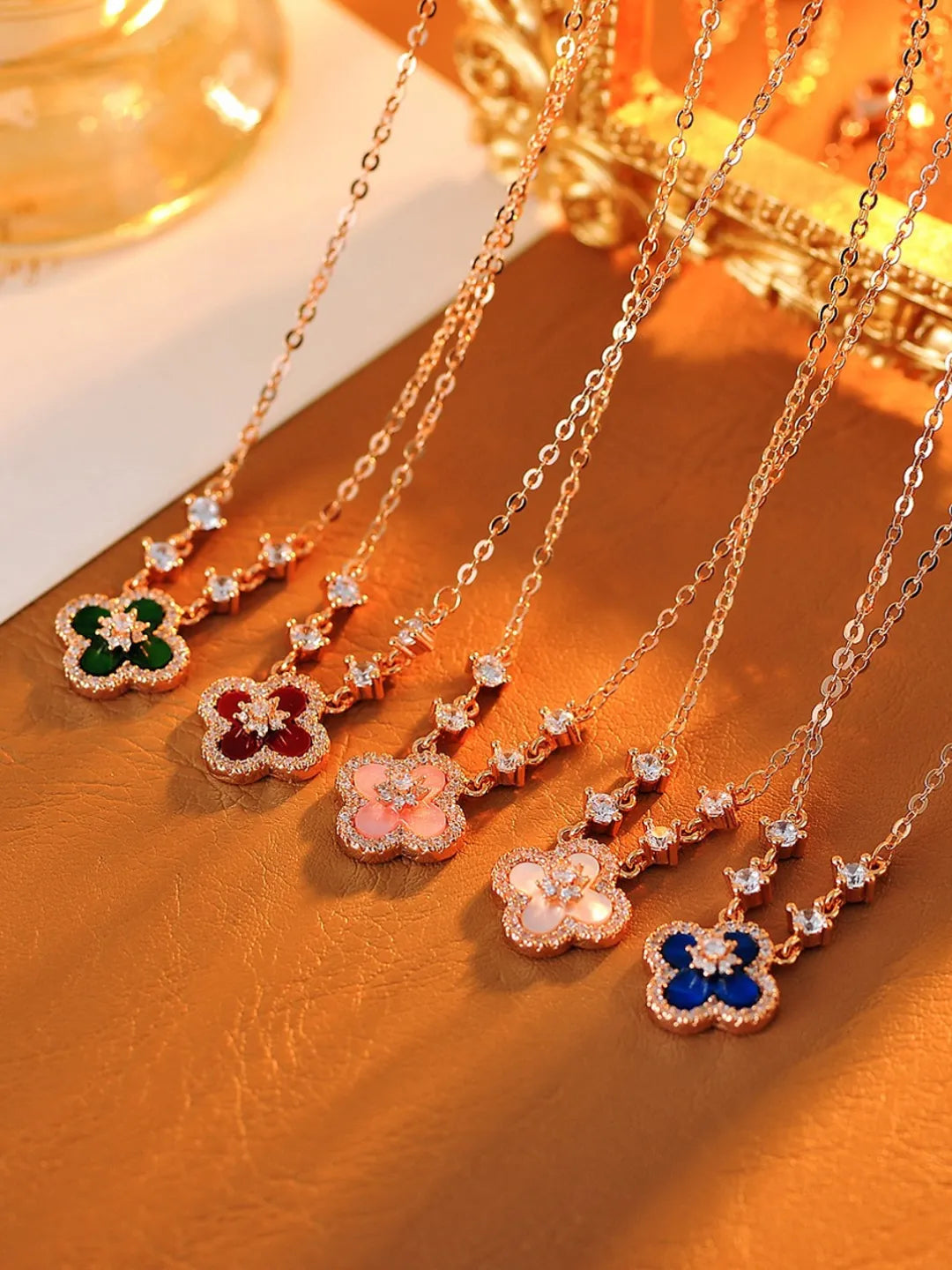 PINK FOUR LEAF CLOVER NECKLACE