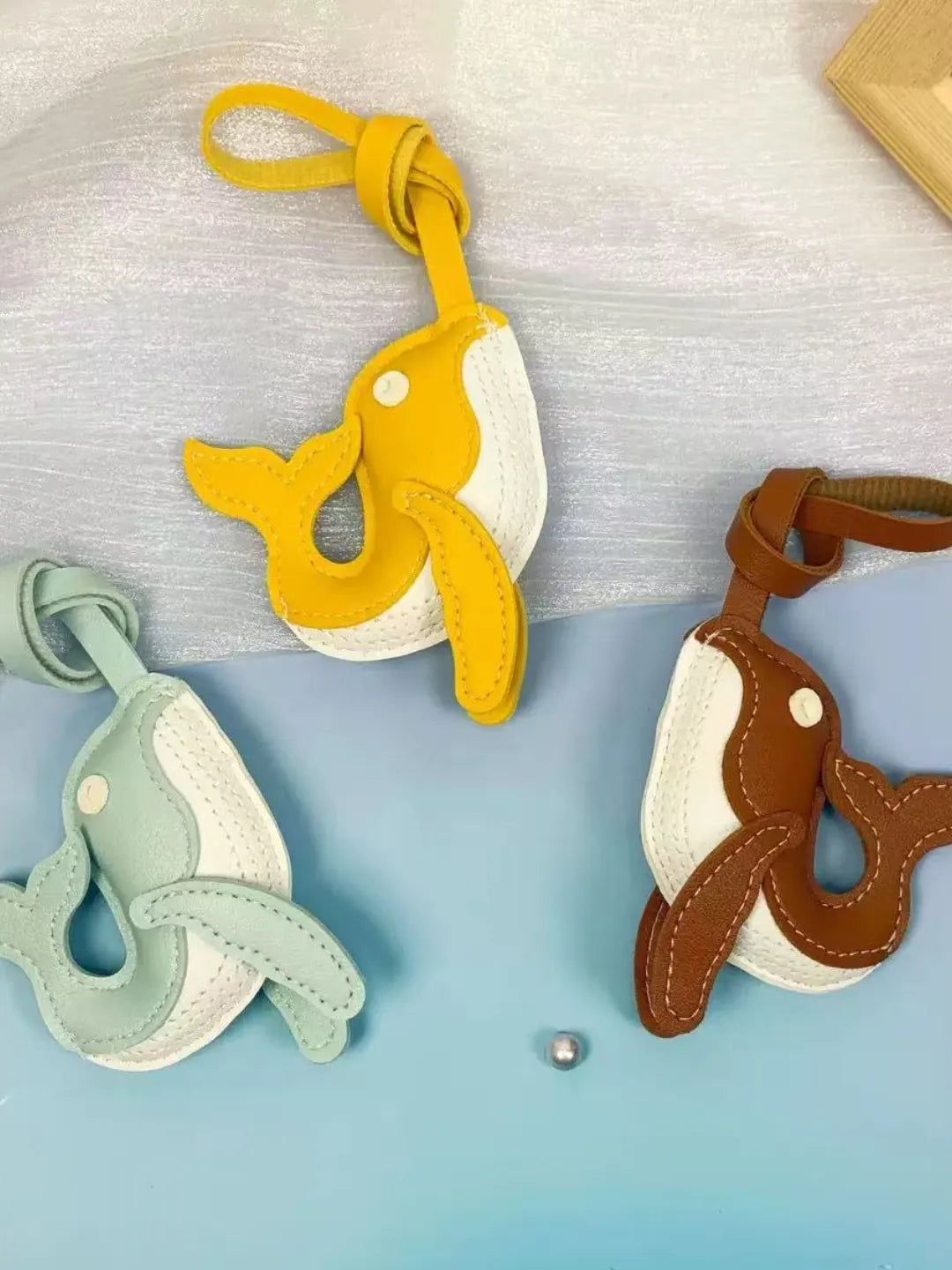 MINI WHALE CHARM