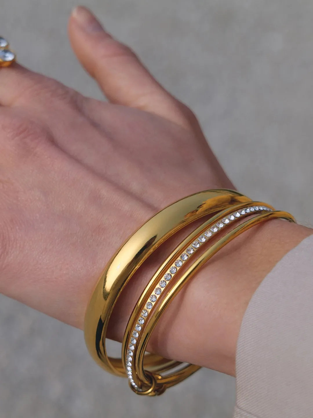 STACKED BANGLE