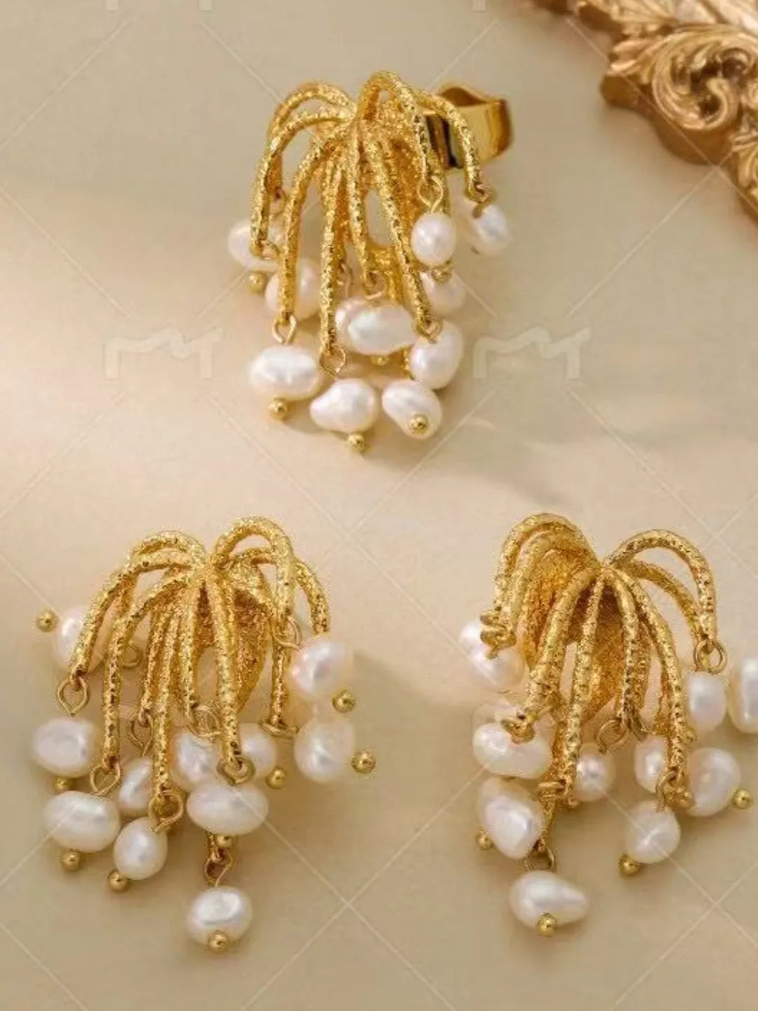 PEARL SPARKLER EARRINGS