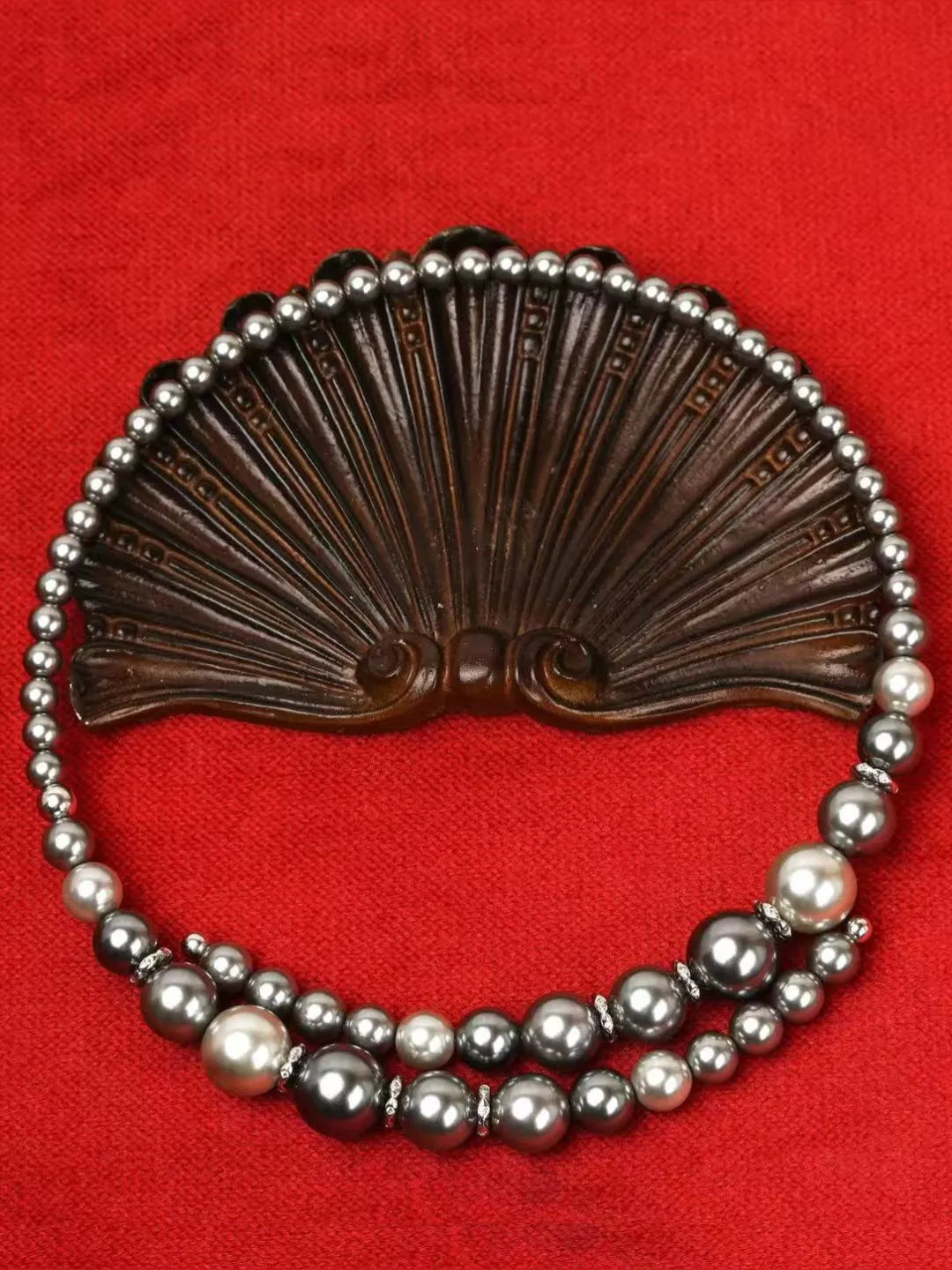 IRREGULAR PEARL NECKLACE