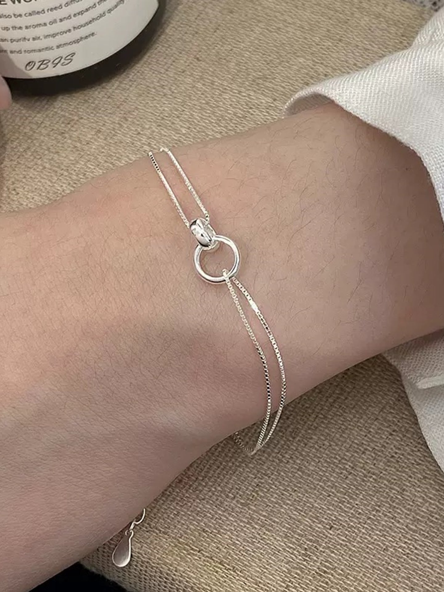 DOUBLE LOOP BRACELET