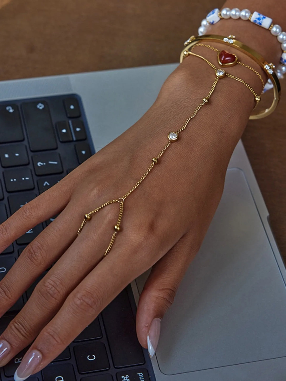Chain Chel Hand Hand Chains